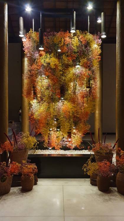 Photo-op and Floral detail — Arrival / Lobby decor — Alila Diwa Goa